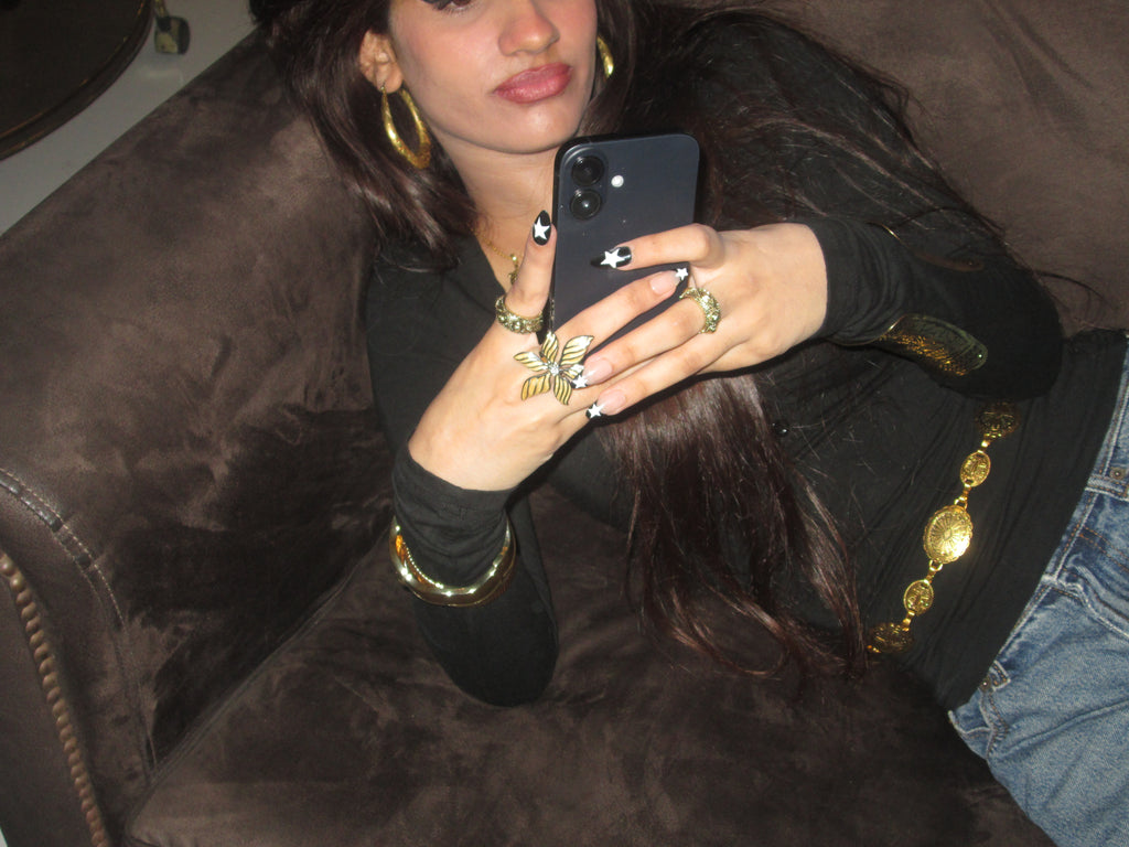 Vintage golden ring